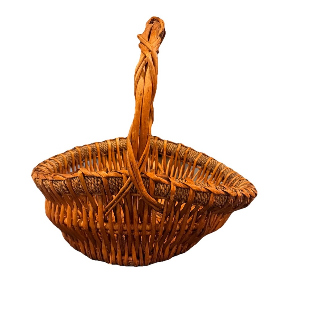 LG Rustic Wicker Gathering Basket Farmhouse Cottagecore Decor Reinforced Handle
